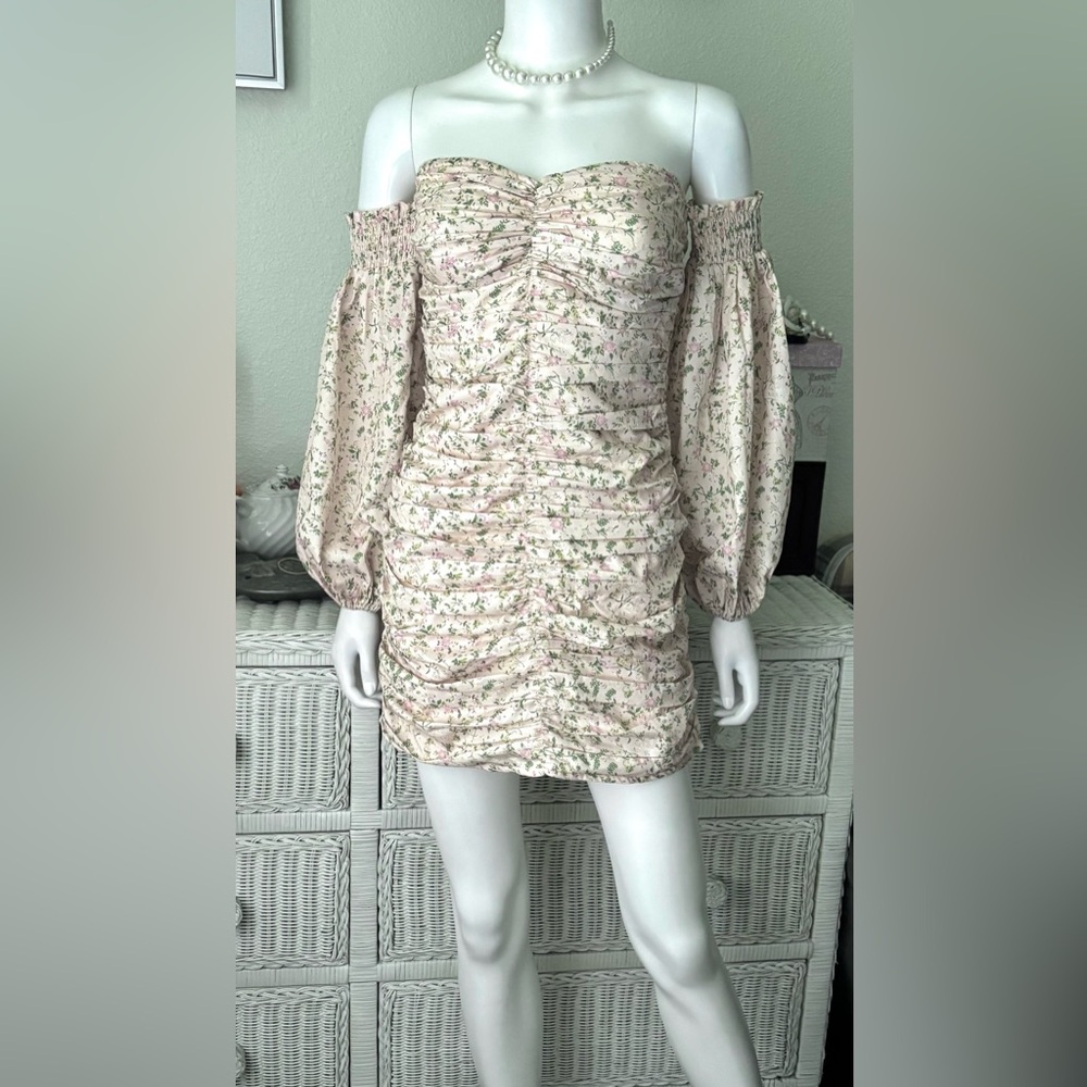 Miss Selfridge Off Shoulder Mini Dress Ruched Revealing Pink Cream Floral Size 4